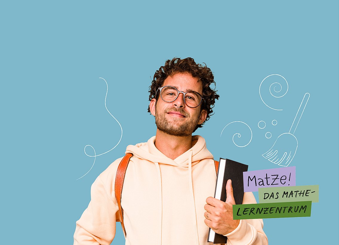Weibliche Person helle Hautfarbe, dunkle lange Haare, Brille und weißes Tshirt, Rucksack über rechte Schulter gehängt, vor einfarbigen gelben Hintergrund mit Matheicons, Schriftzug auf farbigen Balken "MatZe! Das Mathelernzentrum"